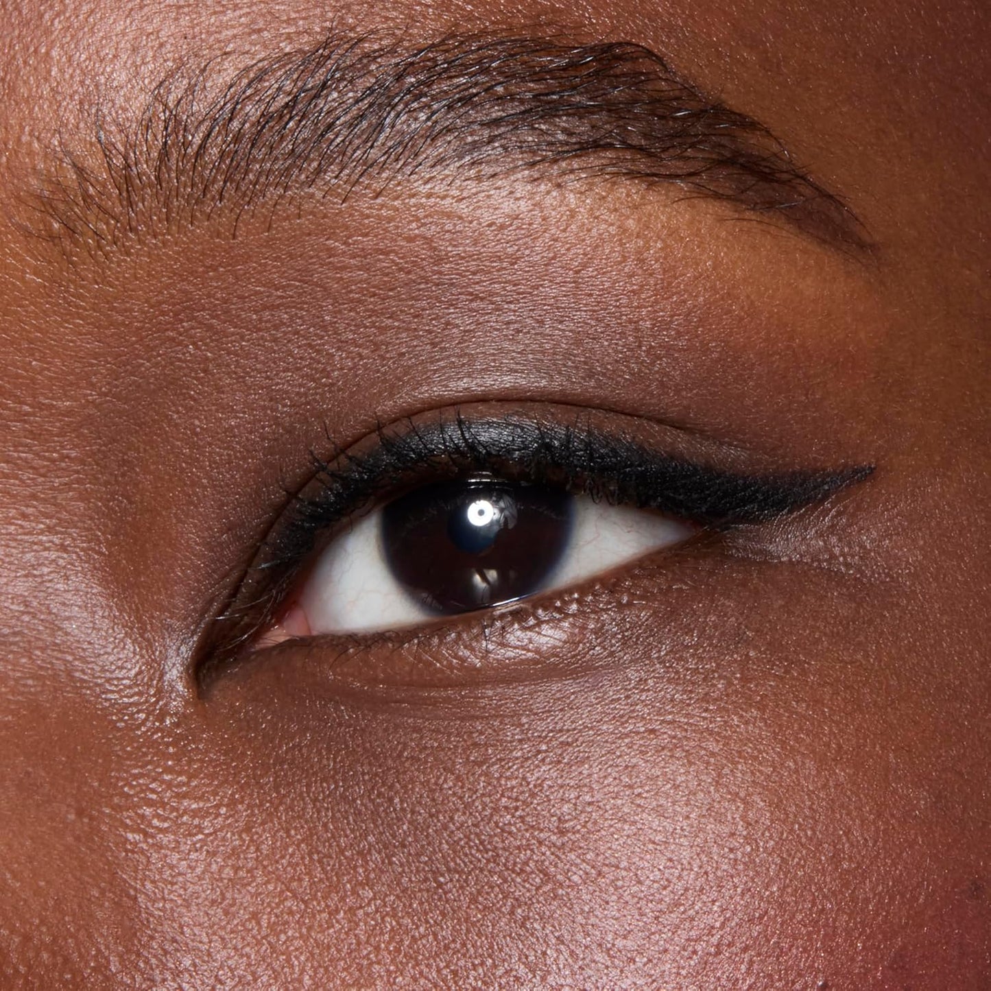 e.l.f. No Budge Retractable Eyeliner, Creamy, Ultra-Pigmented & Waterproof, Creates Bold & Defined Lines, Vegan & Cruelty-Free