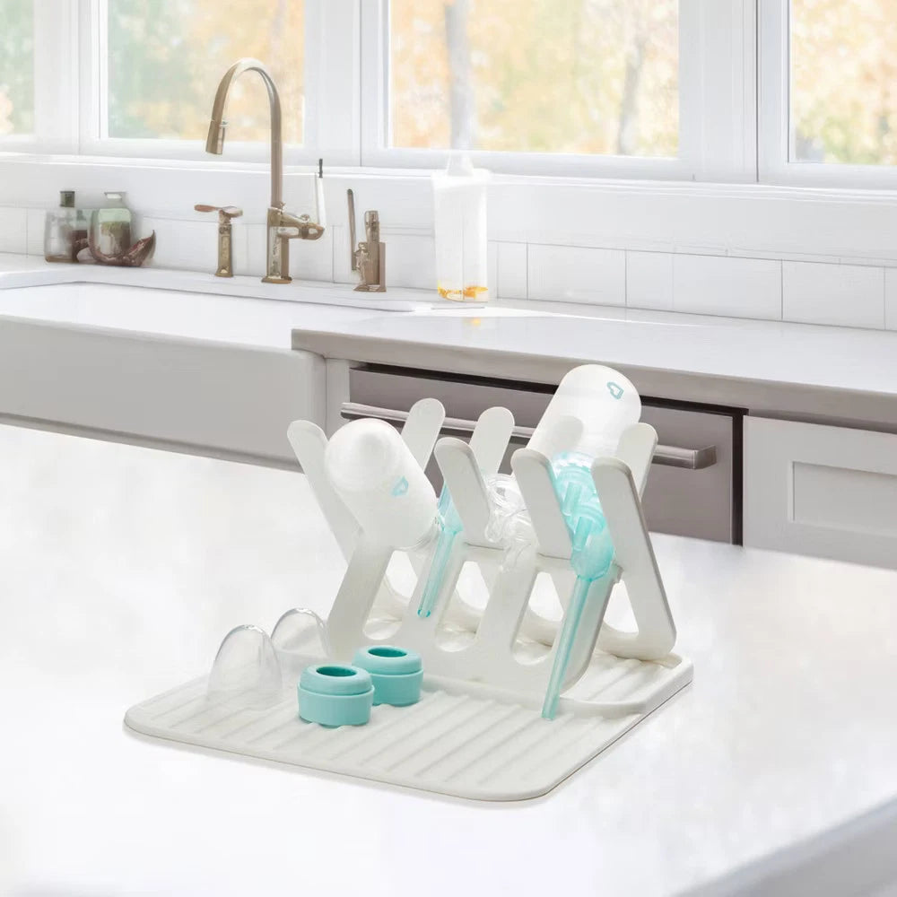 Munchkin Silicone Baby Bottle Drying Rack & Mat – Freestanding